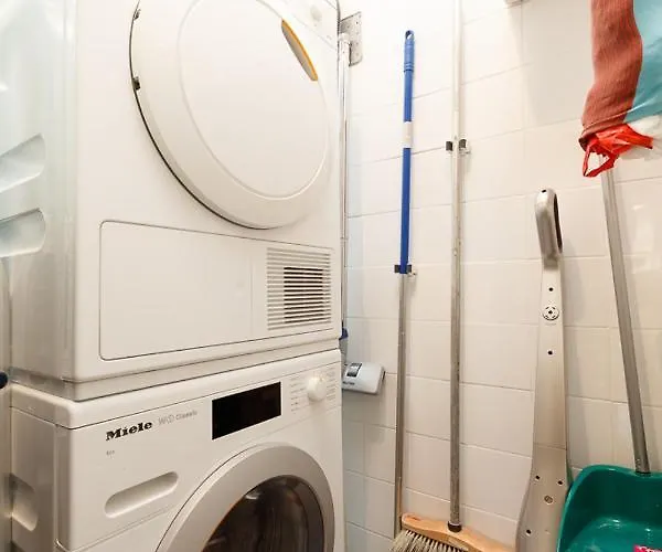 Coqueto Garaje Apartman